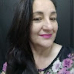 Meet your Posher, Ana maria